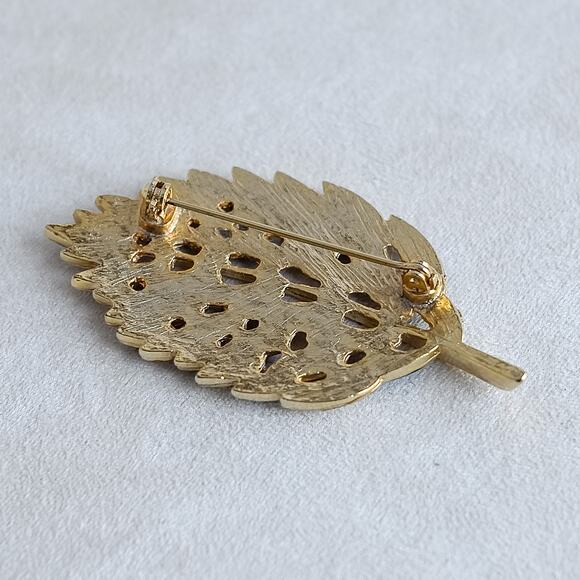 Vintage Leaf Branch Brooch Black Gold Clear Rhinestone Crystals Statement Pin - Picture 4 of 5